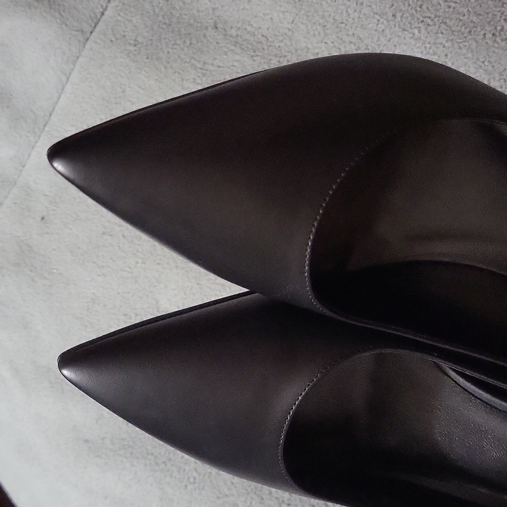 New Louis Vuitton Uniformes Cherie pumps - Picture 4 of 10